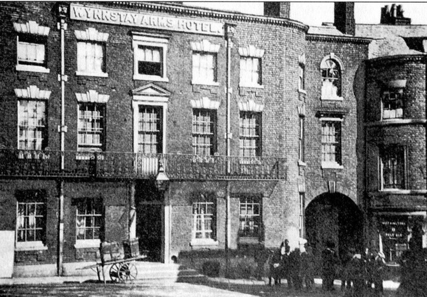 Wynnstay Arms Hotel, 1905